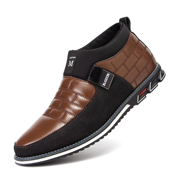 Kaegreel Herren Classic Business Casual Slip On Leather Business Casual Knöchelstiefel (Menschen mit breiten / dicken / gewölbten Füßen werden empfohlen, einen größeren Schuh zu wählen.)